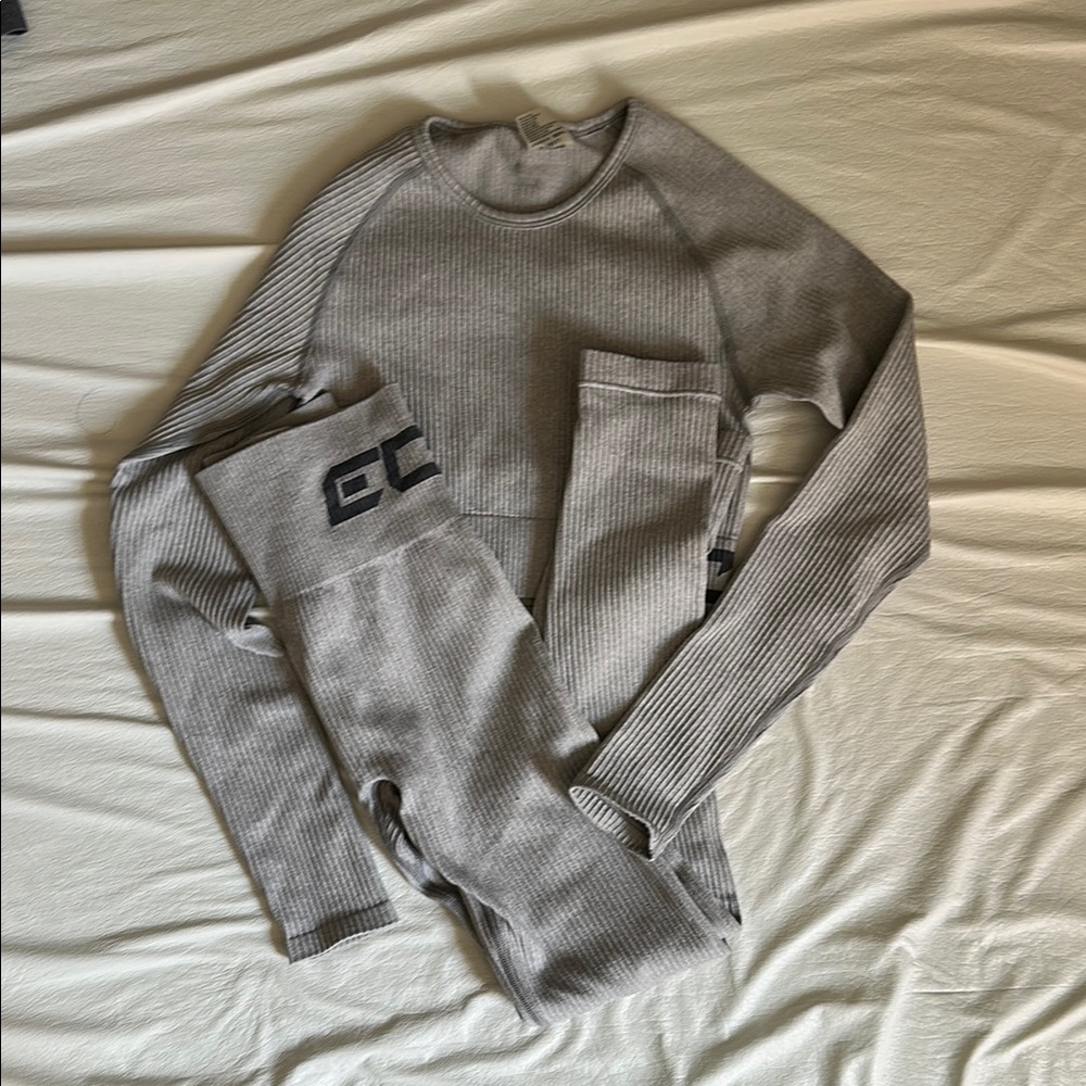 Echt Arise Comfort workout set